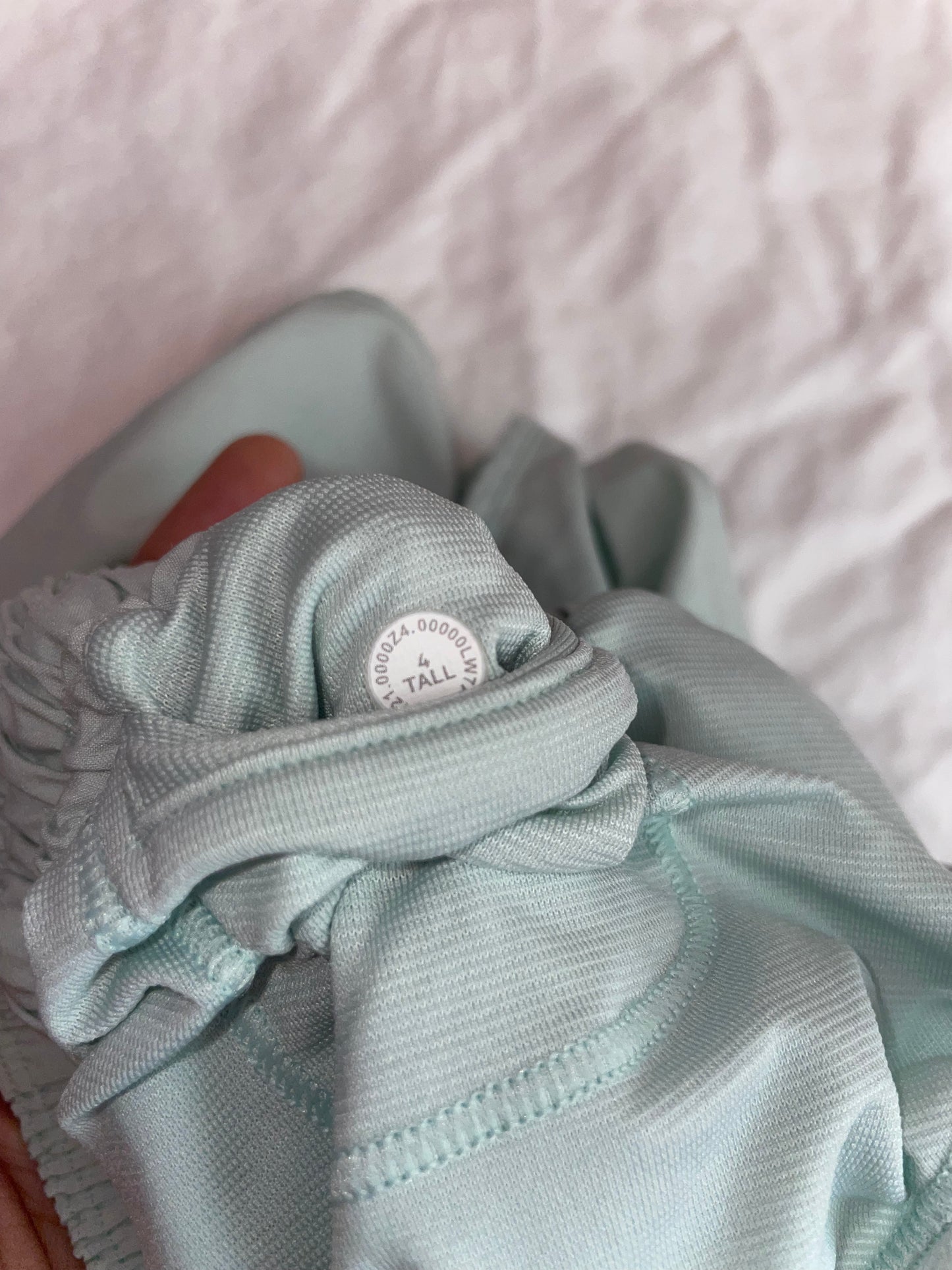 Size 4 Delicate Mint Hotty Hot Shorts 4"