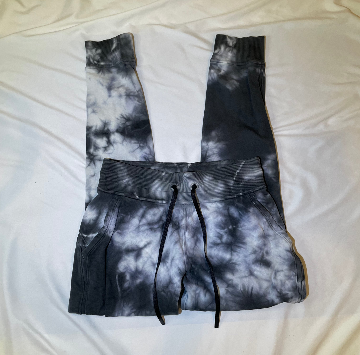 Size 4 Patterened Joggers