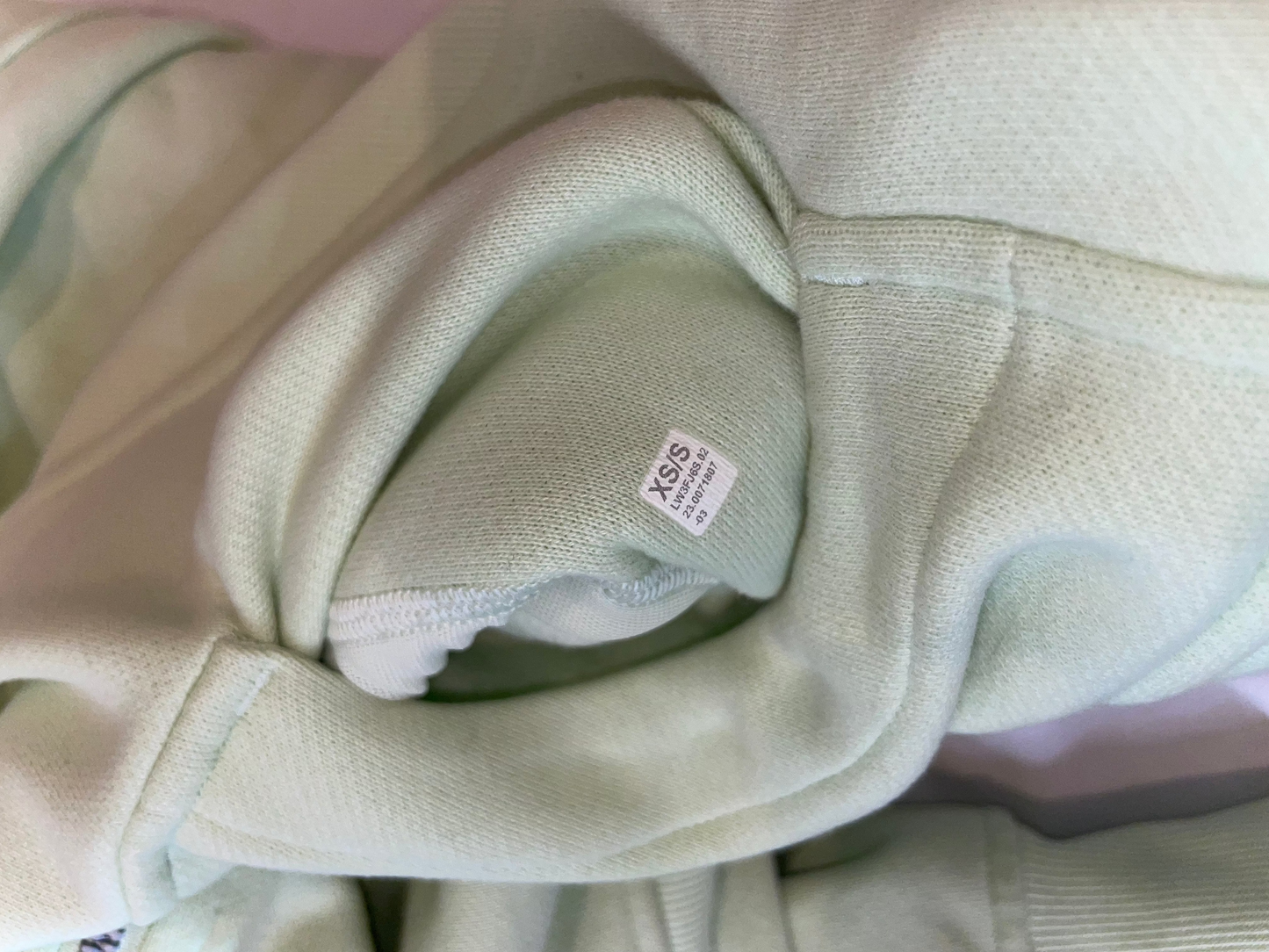 Size S/M Kohlrabi Green Funnel Neck Half Zip Scuba
