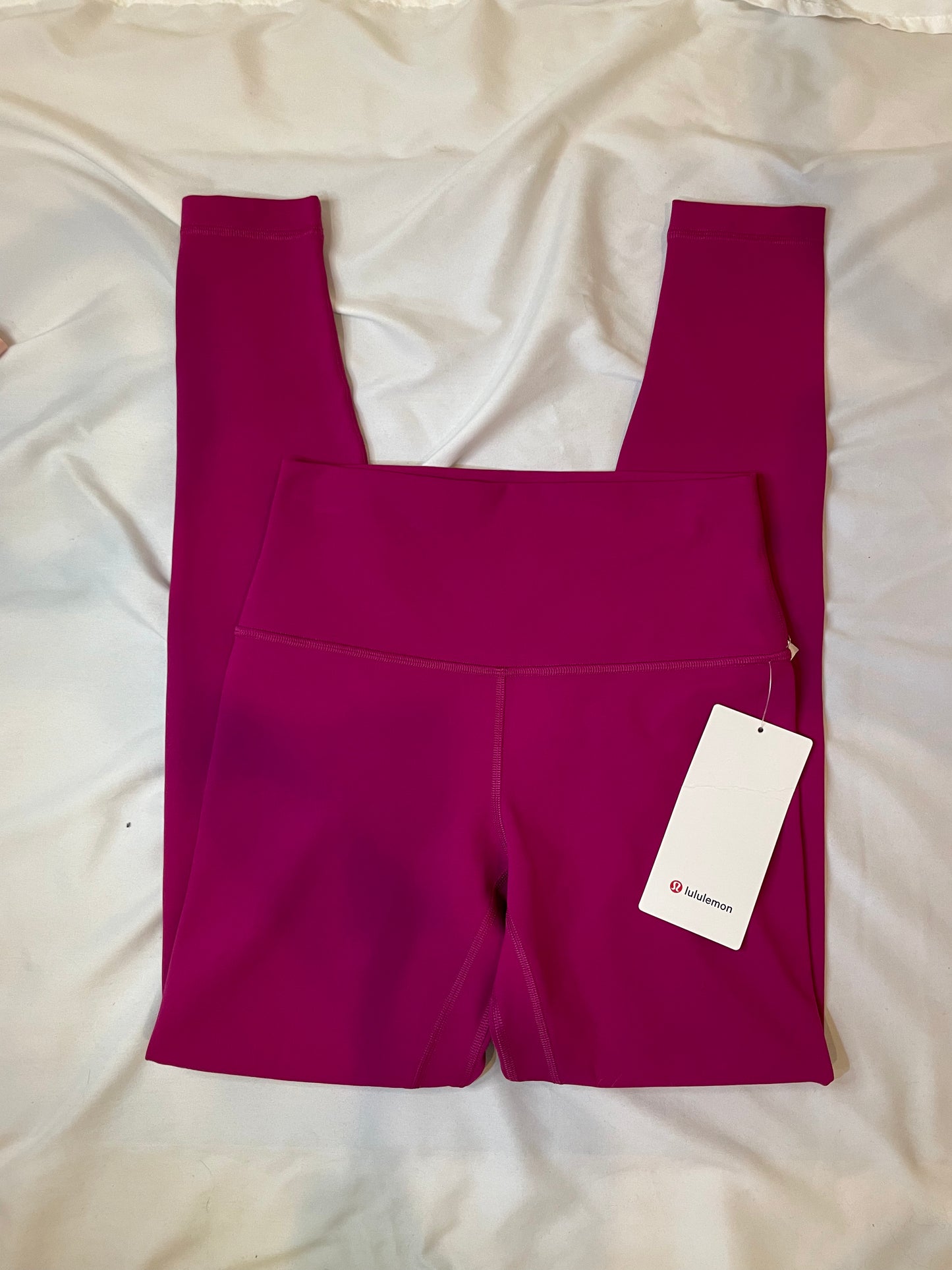 NWT Size 6 Wild Berry Align Leggings 28"