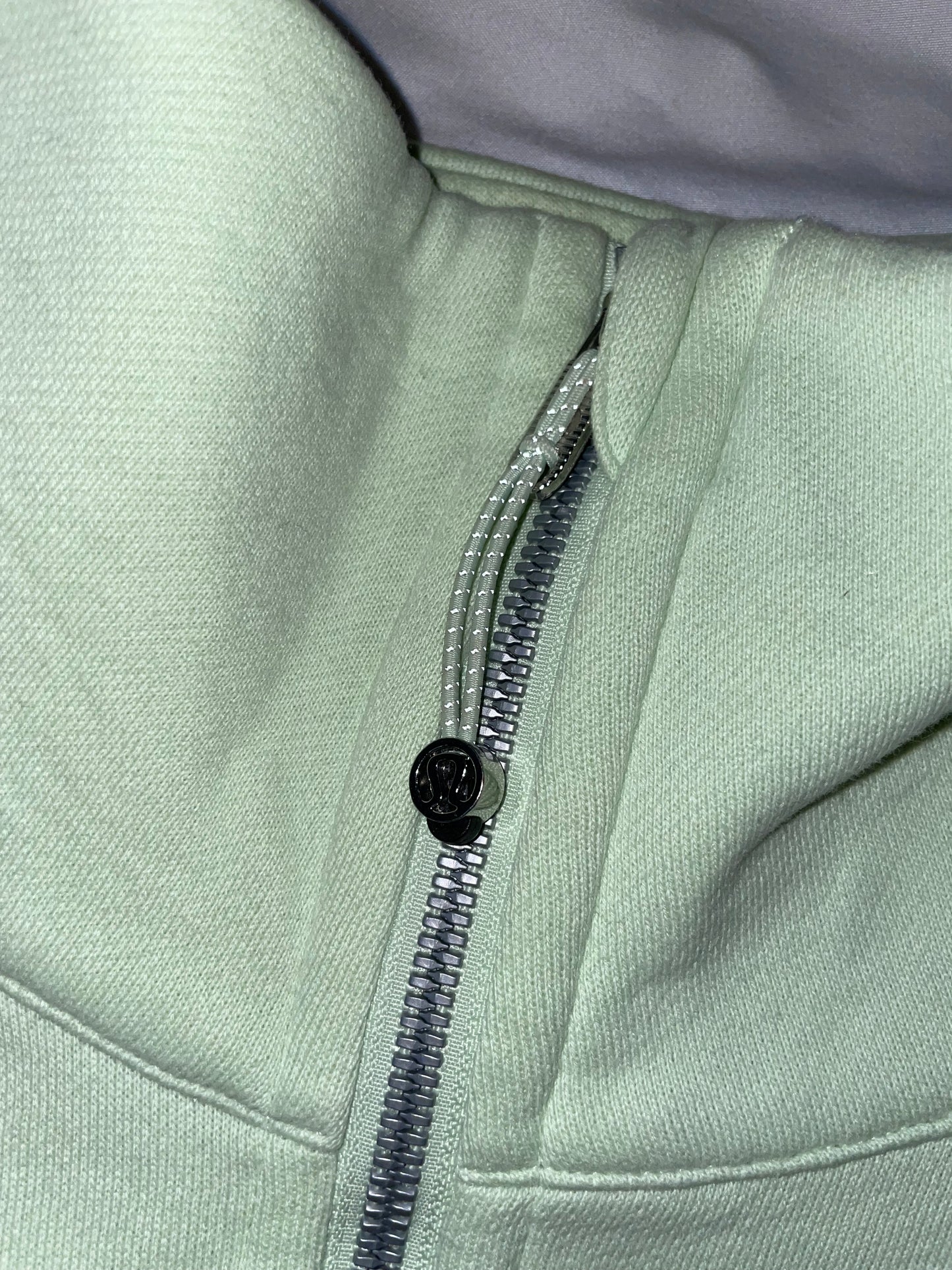 Size S/M Kohlrabi Green Funnel Neck Half Zip Scuba