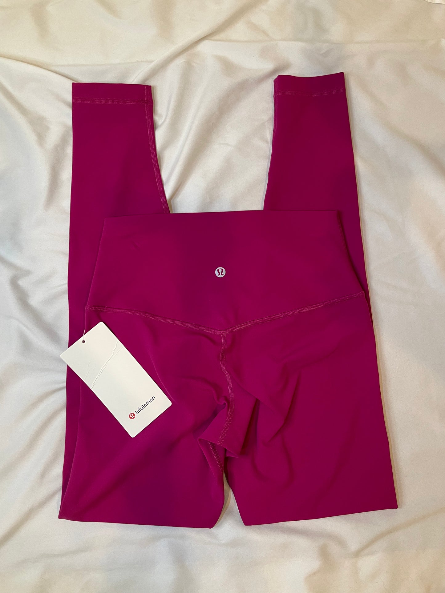 NWT Size 6 Wild Berry Align Leggings 28"